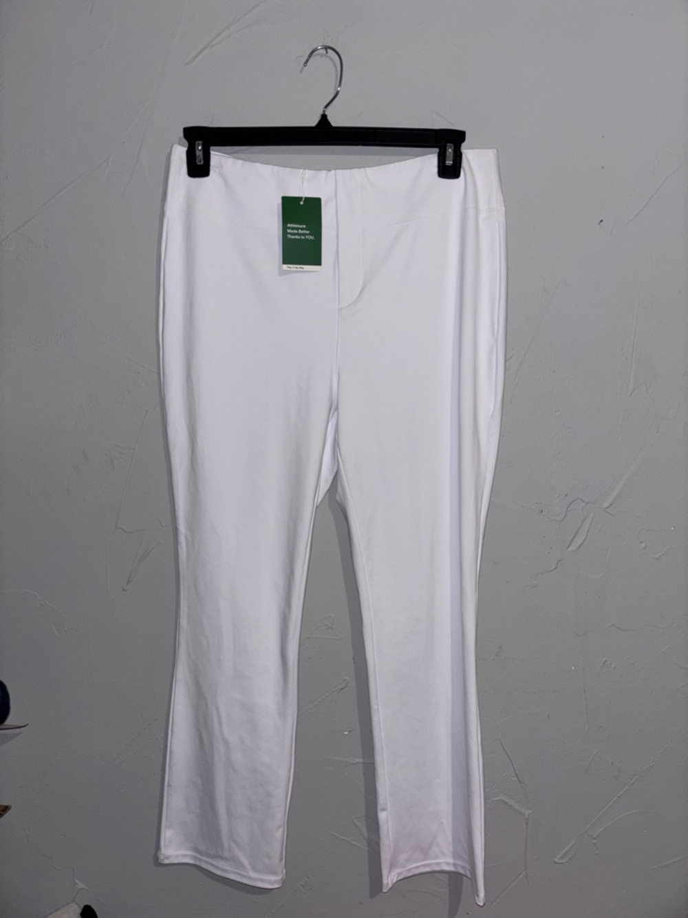 HALARA White High-Rise Leggings with Branded Tag